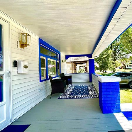 The Sapphire Haven - Your Old Brooklyn Oasis Awaits Families, Couples, Business Travelers Near Downtown With Parking, 300 Mb Wifi & Self Check-In Cleveland Eksteriør bilde