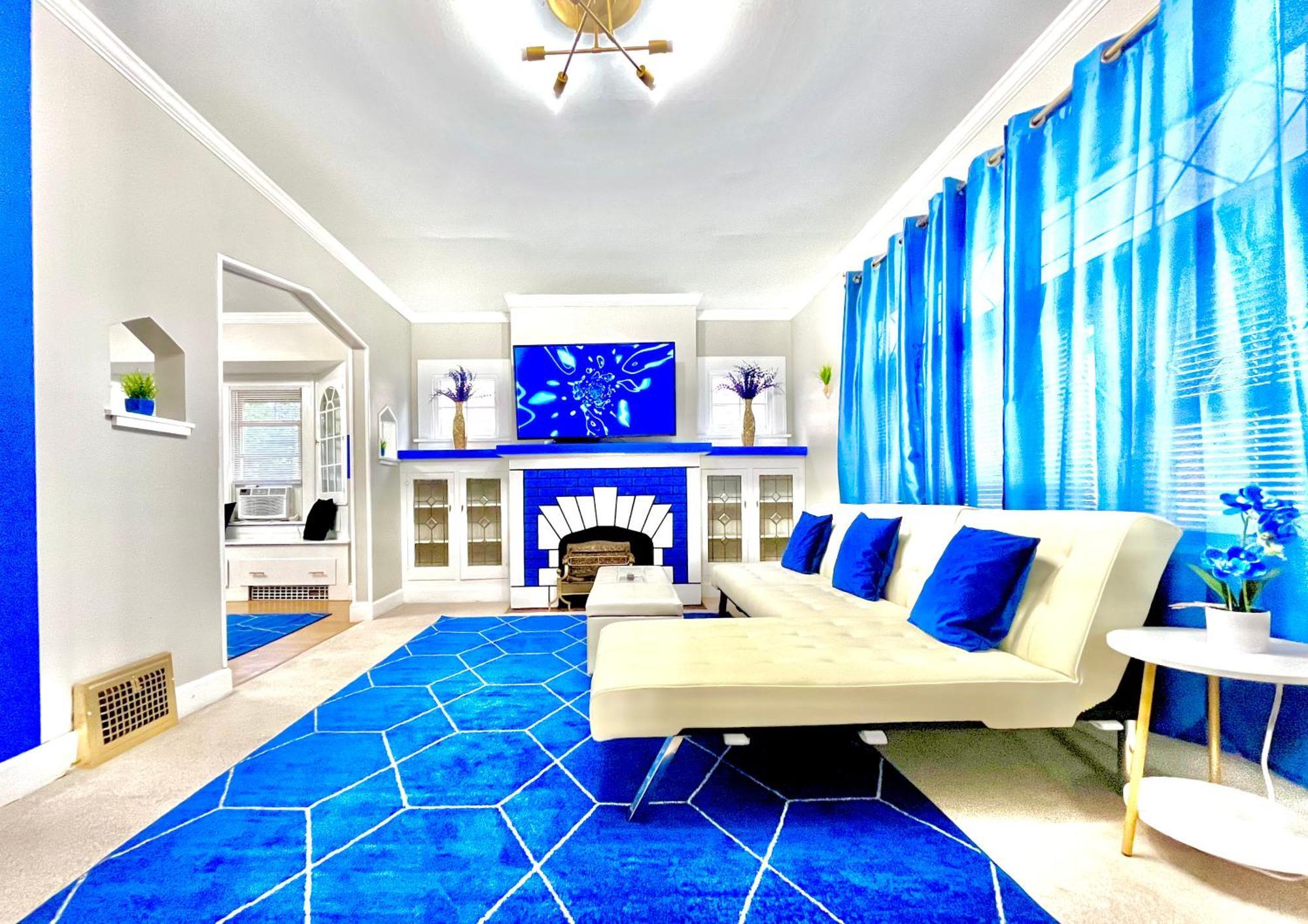 The Sapphire Haven - Your Old Brooklyn Oasis Awaits Families, Couples, Business Travelers Near Downtown With Parking, 300 Mb Wifi & Self Check-In Cleveland Eksteriør bilde